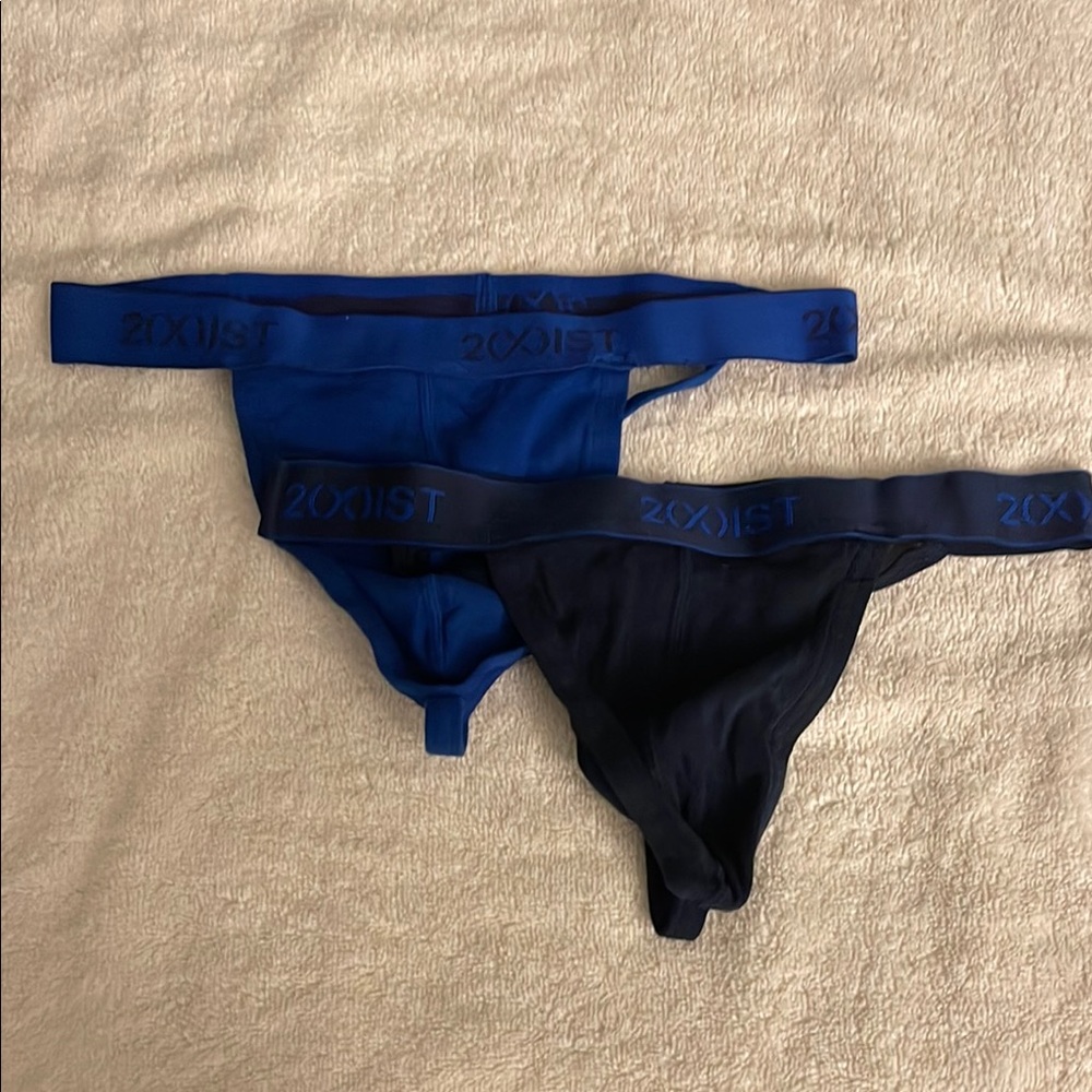 2xist thongs